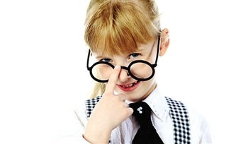 眼镜材质、 颜色与运势关系之风水阐释