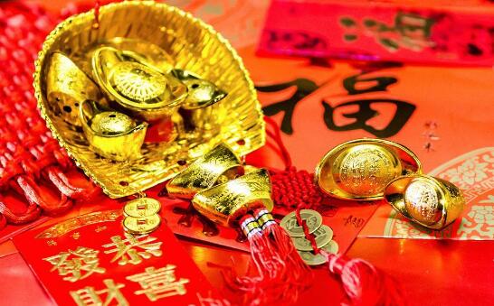 一、  农历初八的命理学阐释与财运象征