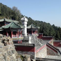 第二章：建筑形制中的数理象征与宇宙图式