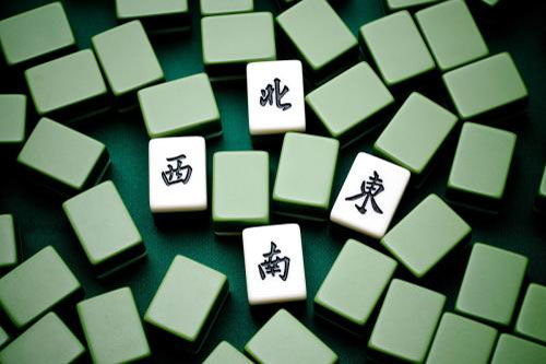 知己知彼：洞悉牌局的关键