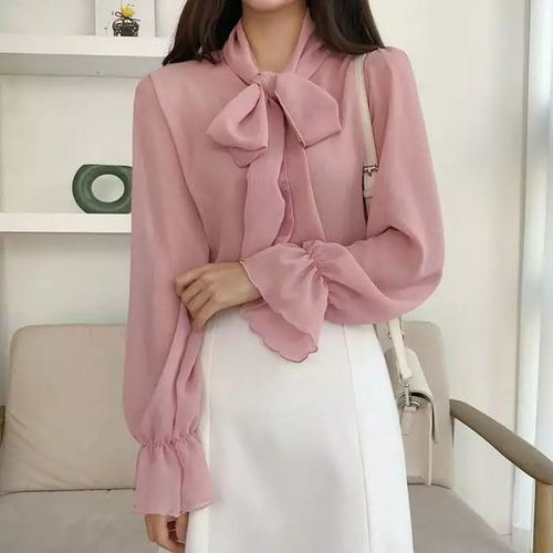 广东11月五行穿搭技巧，如何打造时尚十一月造型？