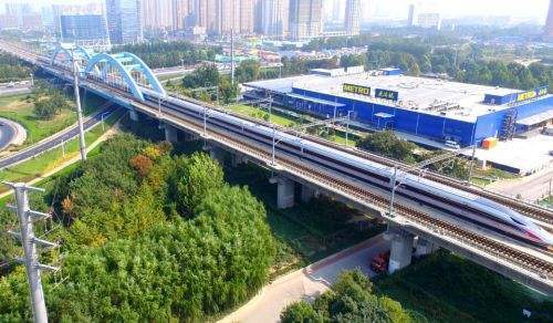 终于到了济南西站这一刻我想哭...