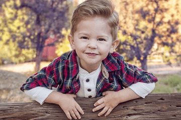 玮字取名对男孩小名是吉利的吗？圣诞节出生的男孩小名叫玮玮合适吗？