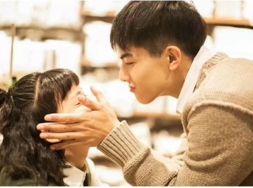 1.1 生肖与星座对情感反应的影响