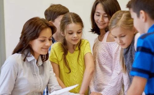 一、 全球育儿观差异的文化根源