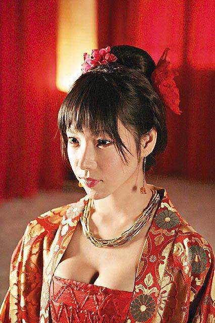 2. 雁婉 (yàn wǎn)