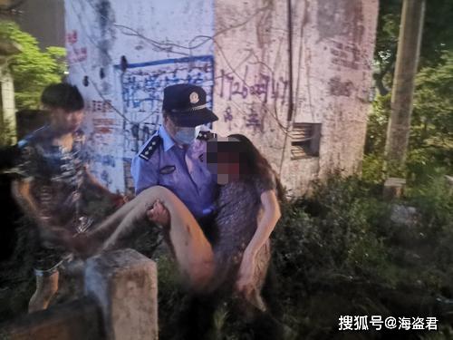 月河之夜， 鼹鼠惊魂