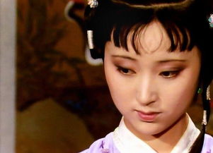 二、 黛玉心境迷茫：内心的伤心与精神层面压抑
