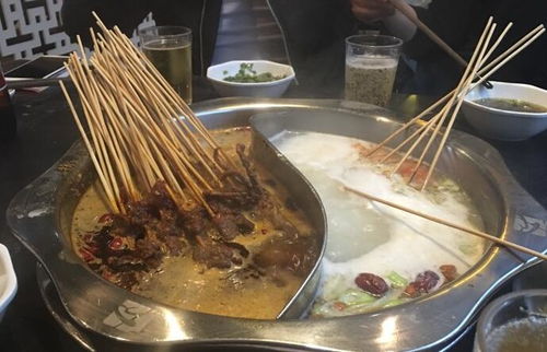 一、突出特色，彰显个性
