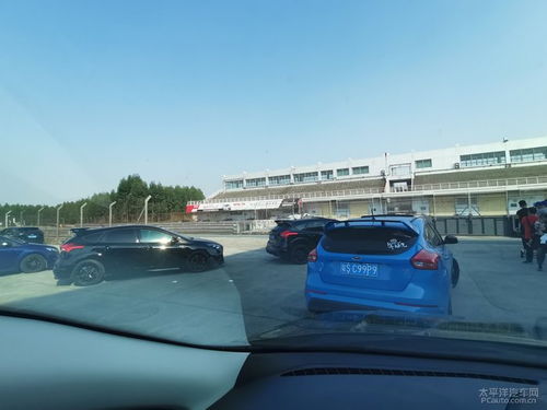 场馆设施堪比考古现场