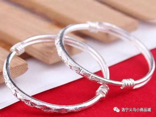 大海水命戴金手镯，那大海水命能否佩戴银饰呢？