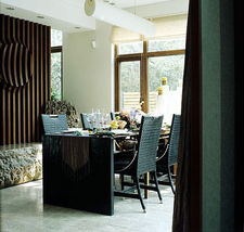 色彩、 装饰与植物配置的综合效应