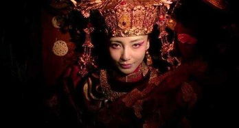 （二）内部空间:青苔·蛛网与