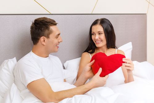 配偶星与日元的关系：结构解析