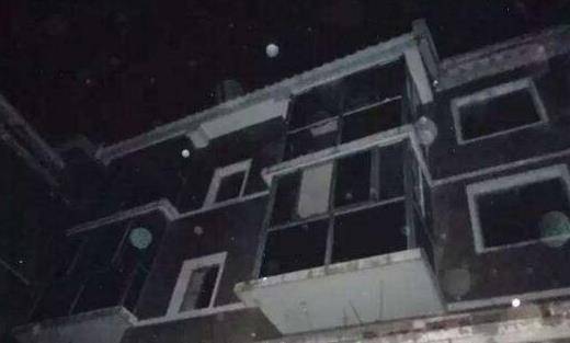 一、 风水与占卜：阴阳错位的“鬼”之源