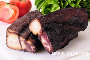 深夜惊魂！梦见咸肉熏肉竟然暗示这些？！99%的人都不知道的恐怖真相