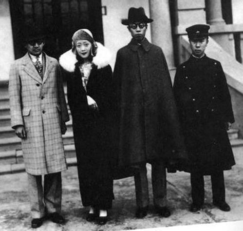 溥仪八字命理研究加面相分析，嫩揭示他命运和性格的哪些秘密？