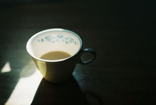 我梦见前男友送的茶杯怎么没有我的名字呢？