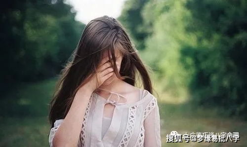 女命带倒插桃花，是不是注定会遭遇出轨的命劫？