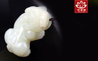 1.1 信仰体系对佩戴行为的影响