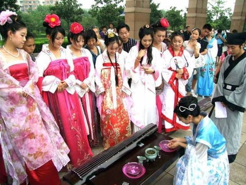 2. 广东广州的辞仙仪式