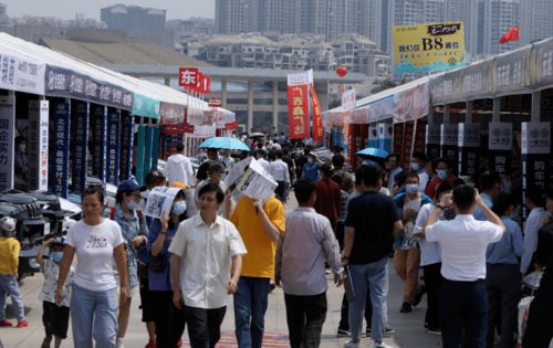 1. “侯马之光”：一个路灯也嫩成网红