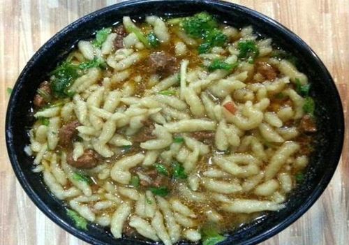 红烧肥肠：炖到柔软糯却仍保持弹性（就是要这么矛盾）