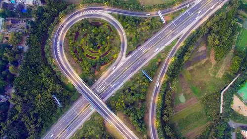 情感共鸣—让游客爱上这条路， 而不是只走过它