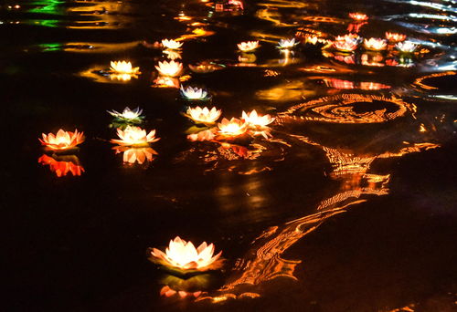 河灯放焰与开渔节庆典