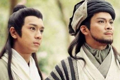 天龙八部中乔峰、段誉、虚竹、慕容复四人结拜名字霸气二字叫什么？