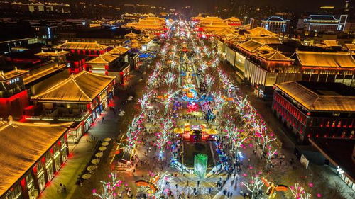 灯光璀璨，演绎盛唐文化