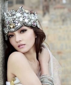 八字长相有力是什么意思？八字女命长相清纯如何改命？