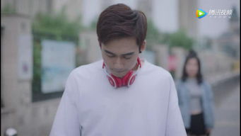 1.  吴奇隆微博主页：互动