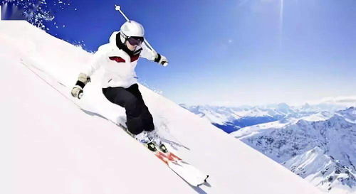 雪场真相：冰窟窿里的春运现场