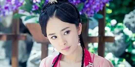 巨蟹座与古典美女的气质