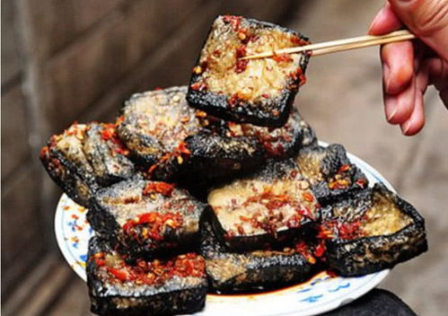 勇气与突破：品尝臭豆腐所蕴含的人生哲理