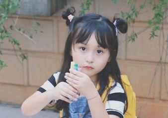 苡洛这个名字听起来洋气吗？适合作为女孩的名字吗？