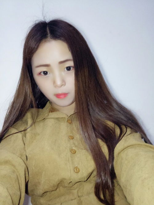 水瓶座女生是否通常眼睛毒辣且长相出众？