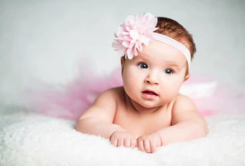 属兔女孩如何给兔宝宝小女孩取一个既可爱又寓意美好的名字呢？