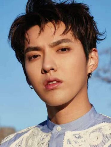 吴亦凡的生肖是什么？上海吴亦凡上热搜背后的原因是什么？