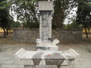 一、 墓前放置金属器具之风水意义