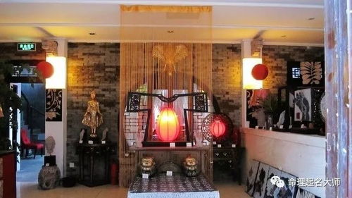 二、 内部动线设计与货品陈列逻辑