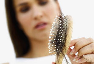 晚上Zuo梦掉头发是什么原因导致的？