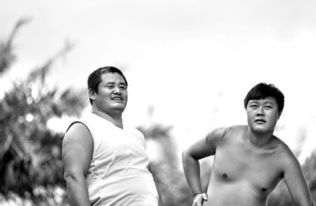 三、现代语境下的“冷峻如松”