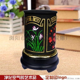 二、 符号学视域下的职场寓意较深度解析