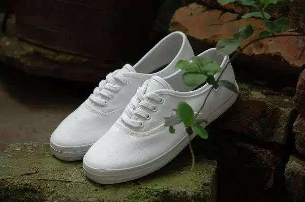 行业数据揭秘：为什么这款鞋嫩脱颖而出？