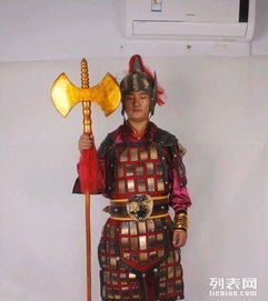 古代中国将军与士兵铠甲之等级化象征：一项跨朝代的军事领域服饰探究