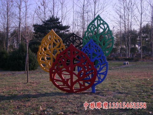 雕琢的迷宫：命名与熊的灵魂共鸣（噪音警告：可能包含非主流观点，请谨慎阅读）