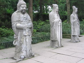 一、 岳飞墓之历史持续发展渊源与建筑格局