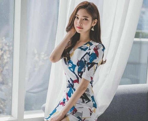 美女如何用300例女命八字实例详解讲解八字命理？